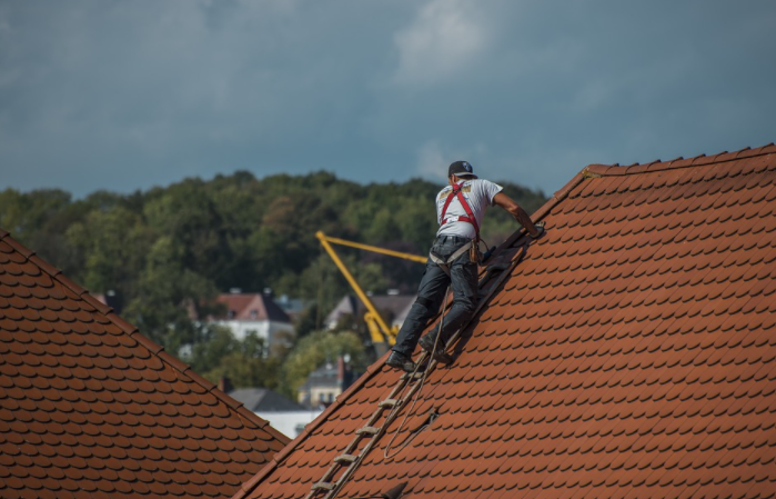 Tips for Repairing Damaged Roof