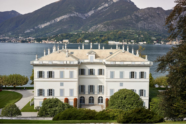 mansion
